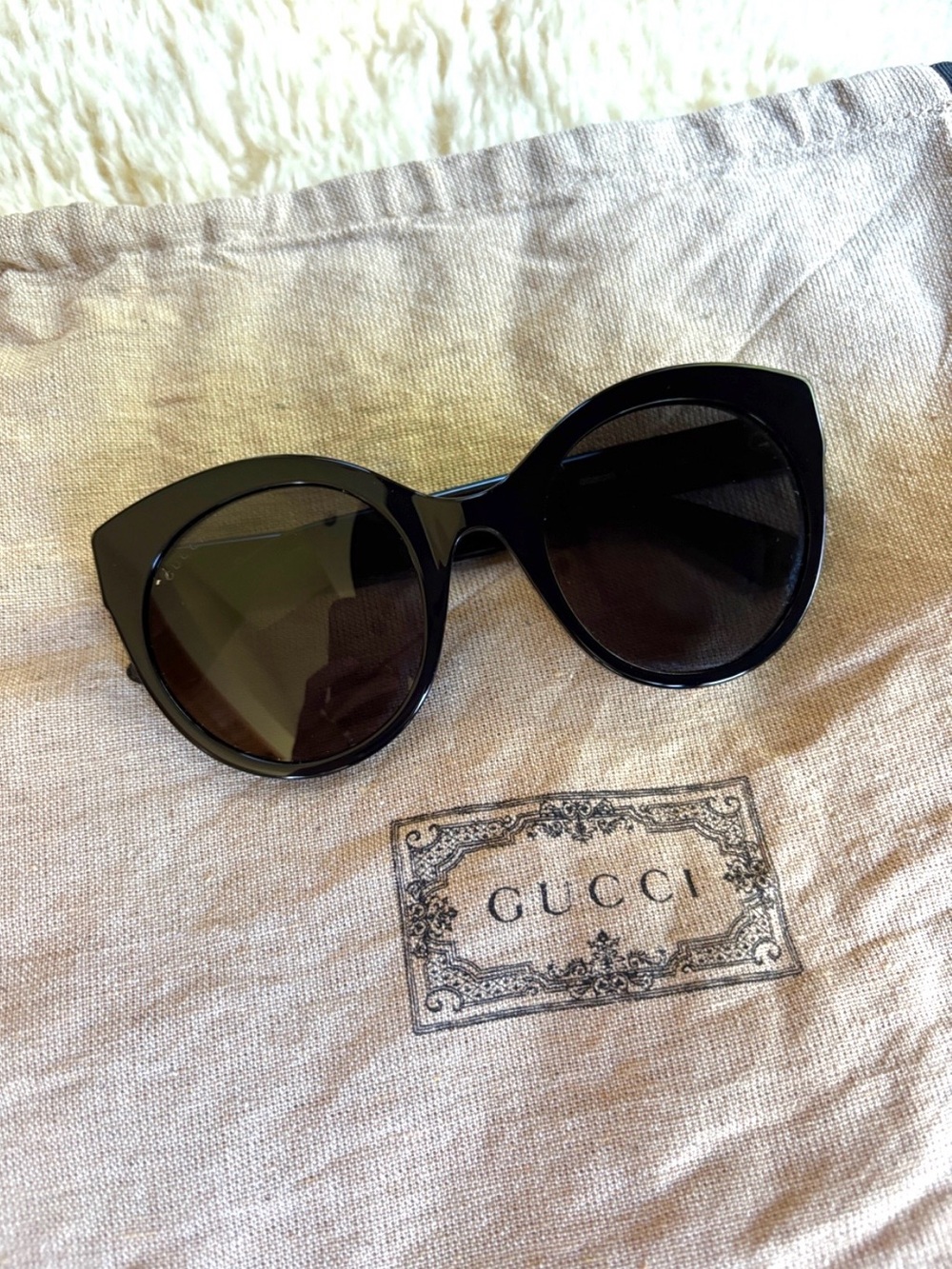 Gucci Oversized Cat Eye Sunglasses